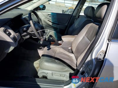 Zdjęcie 7 z 11 samochodu: 2001 HONDA ACCORD EX VIN:1HGCG66891A137279 - miniatura