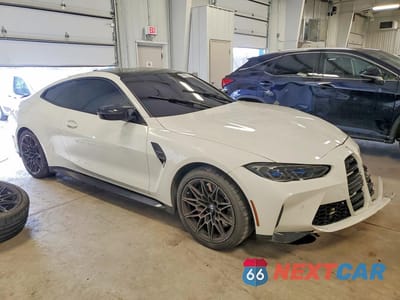 Czwarte zdjęcie samochodu z boku: 2021 BMW M4 COMPETITION VIN:WBS33AZ01MCH17004 - miniatura