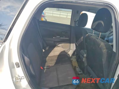 Zdjęcie 11 z 12 samochodu: 2019 MITSUBISHI OUTLANDER SPORT ES VIN:JA4AP3AU5KU004456 - miniatura