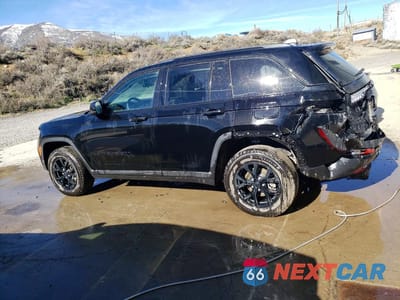 Drugie zdjęcie samochodu z przodu: 2025 JEEP GRAND CHEROKEE LAREDO VIN:1C4RJHAG4S8699507 - miniatura