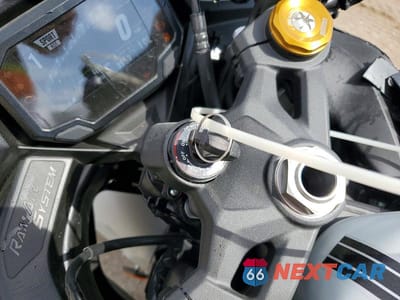 Zdjęcie 8 z 9 samochodu: 2025 KAWASAKI ZX400 S VIN:ML5ZXCS14SDA42366 - miniatura