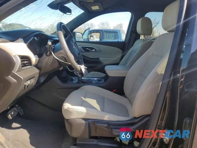 Zdjęcie 7 z 12 samochodu: 2023 CHEVROLET TRAVERSE LS VIN:1GNERFKW4PJ189134 - miniatura