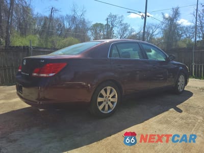 Czwarte zdjęcie samochodu z boku: 2007 TOYOTA AVALON XLS VIN:4T1BK36B97U201780 - miniatura