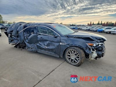 Czwarte zdjęcie samochodu z boku: 2011 FORD TAURUS SHO VIN:1FAHP2KT1BG120245 - miniatura