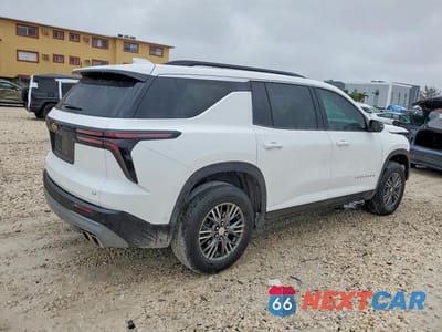 Trzecie zdjęcie samochodu z tyłu: 2024 CHEVROLET TRAVERSE LT VIN:1GNERGKS2RJ140598 - miniatura