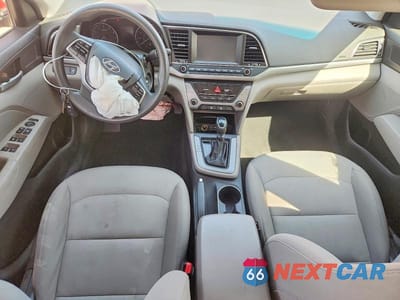 Zdjęcie 8 z 13 samochodu: 2017 HYUNDAI ELANTRA SE VIN:5NPD84LF0HH128853 - miniatura