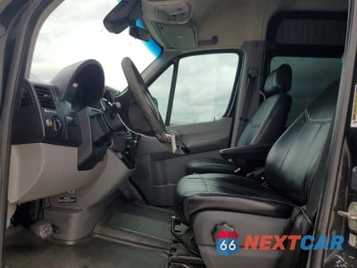 Zdjęcie 7 z 13 samochodu: 2015 MERCEDES BENZ SPRINTER DELIVERY VAN VIN:WDZPE8DC4FP125098 - miniatura