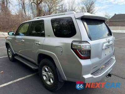 Drugie zdjęcie samochodu z przodu: 2018 TOYOTA 4RUNNER SR5 PREMIUM VIN:JTEZU5JR8J5169124 - miniatura