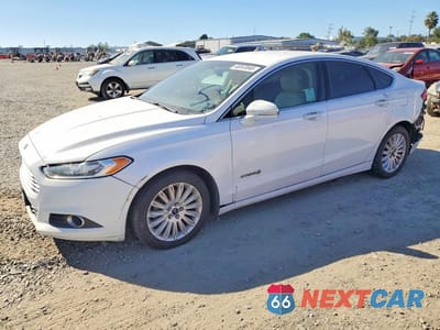 2016 FORD FUSION SE HYBRID 3FA6P0LU9GR389354 - główne zdjęcie licytacji z USA - miniatura