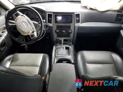 Zdjęcie 8 z 13 samochodu: 2008 JEEP GRAND CHEROKEE LAREDO VIN:1J8GR48K08C136374 - miniatura