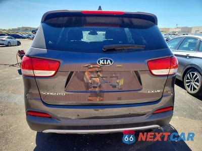 Zdjęcie 6 z 12 samochodu: 2017 KIA SORENTO EX V6 VIN:5XYPHDA52HG244361 - miniatura