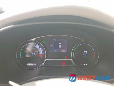 Zdjęcie 9 z 12 samochodu: 2018 KIA SOUL EV + VIN:KNDJX3AE2J7032274 - miniatura