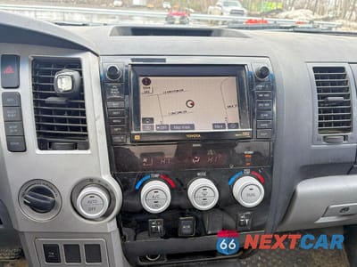 Zdjęcie 11 z 11 samochodu: 2008 TOYOTA TUNDRA LIMITED VIN:5TBDV58108S501145 - miniatura