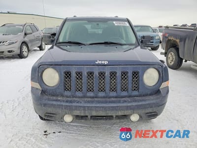Piąte zdjęcie samochodu w środku: 2012 JEEP PATRIOT VIN:1C4NJRAB3CD637792 - miniatura