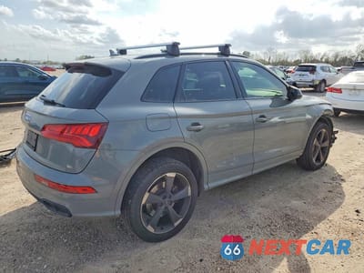 Trzecie zdjęcie samochodu z tyłu: 2019 AUDI SQ5 PREMIUM PLUS VIN:WA1B4AFY2K2004259 - miniatura
