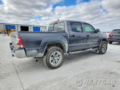 Trzecie zdjęcie samochodu z tyłu: 2015 TOYOTA TACOMA PRERUNNER V6 VIN:5TFJU4GNXFX085494 - miniatura