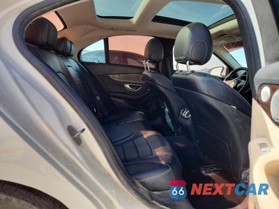 Zdjęcie 10 z 11 samochodu: 2017 MERCEDES-BENZ C 300 VIN:55SWF4JB0HU205460 - miniatura