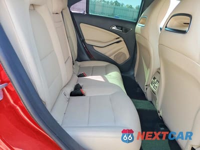 Zdjęcie 10 z 12 samochodu: 2018 MERCEDES-BENZ CLA 250 4MATIC VIN:WDDSJ4GB5JN651459 - miniatura