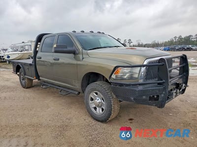 Czwarte zdjęcie samochodu z boku: 2014 RAM 2500 ST FLATBED TRUCK VIN:3C6UR5HL7EG145615 - miniatura