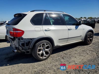 Trzecie zdjęcie samochodu z tyłu: 2010 BMW X5 XDRIVE48I VIN:5UXFE8C59AL312575 - miniatura