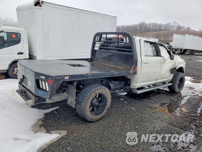 Trzecie zdjęcie samochodu z tyłu: 2018 RAM 3500 LARAMIE VIN:3C63R3JL2JG335567 - miniatura