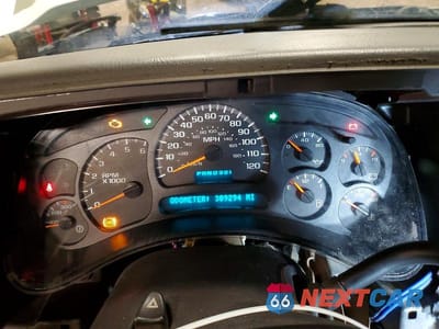 Zdjęcie 9 z 12 samochodu: 2003 GMC NEW SIERRA K2500 VIN:1GTGK29U23Z221724 - miniatura