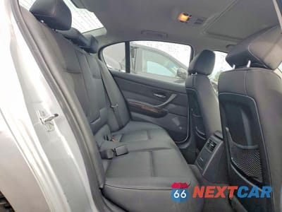 Zdjęcie 10 z 11 samochodu: 2006 BMW 325 I VIN:WBAVB13506PT23281 - miniatura