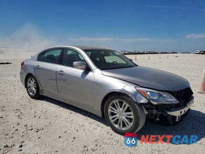 Czwarte zdjęcie samochodu z boku: 2012 HYUNDAI GENESIS 3.8L V6 VIN:KMHGC4DD1CU200811 - miniatura