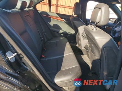 Zdjęcie 10 z 11 samochodu: 2011 MERCEDES-BENZ C 300 4MATIC VIN:WDDGF8BB3BR163823 - miniatura