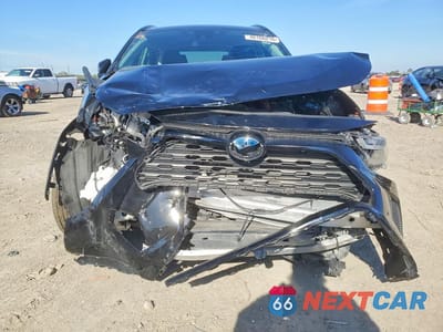 Piąte zdjęcie samochodu w środku: 2024 TOYOTA RAV4 HYBRID XLE VIN:4T3RWRFV1RU161818 - miniatura