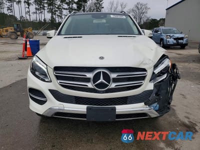 Piąte zdjęcie samochodu w środku: 2019 MERCEDES-BENZ GLE 400 4MATIC VIN:4JGDA5GBXKB213060 - miniatura
