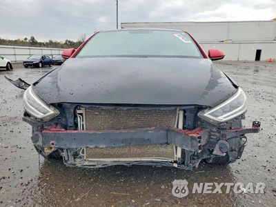 Piąte zdjęcie samochodu w środku: 2017 HYUNDAI ELANTRA SE VIN:KMHD84LF3HU211579 - miniatura