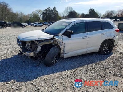 2017 TOYOTA HIGHLANDER XLE 5TDJZRFH9HS518886 - główne zdjęcie licytacji z USA - miniatura