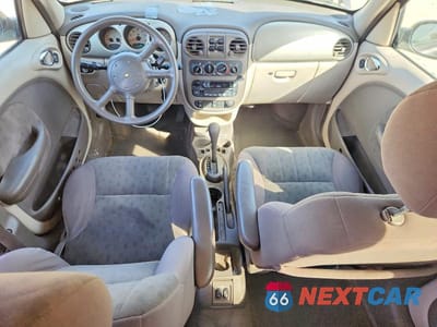 Zdjęcie 8 z 12 samochodu: 2002 CHRYSLER PT CRUISER CLASSIC VIN:3C4FY48B72T355057 - miniatura