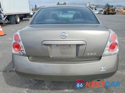 Zdjęcie 6 z 12 samochodu: 2005 NISSAN ALTIMA 2.5 VIN:1N4AL11D25C380974 - miniatura