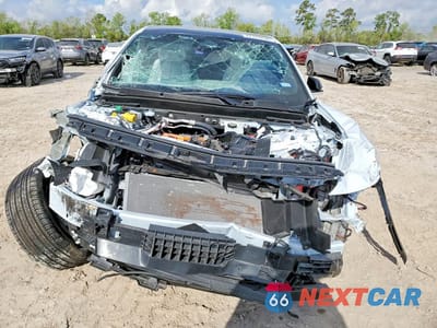 Piąte zdjęcie samochodu w środku: 2026 CADILLAC LYRIQ PREMIUM SPORT VIN:1GYKPWRL5TZ304231 - miniatura