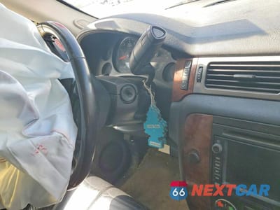 Zdjęcie 9 z 12 samochodu: 2008 CHEVROLET TAHOE K1500 VIN:1GNFK13058J121321 - miniatura