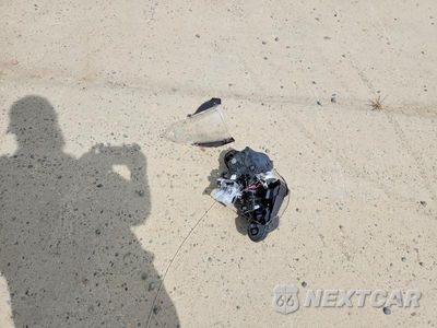 Zdjęcie 9 z 10 samochodu: 2021 HONDA CBR500 RA VIN:MLHPC6252M5201096 - miniatura