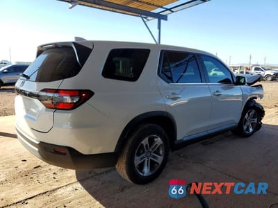 Trzecie zdjęcie samochodu z tyłu: 2025 HONDA PILOT EXL VIN:5FNYG2H47SB030618 - miniatura