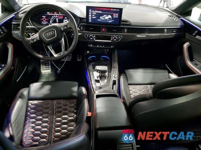 Zdjęcie 8 z 12 samochodu: 2022 AUDI RS5 VIN:WUAAWCF52NA902550 - miniatura