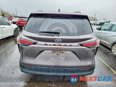 Zdjęcie 6 z 13 samochodu: 2021 TOYOTA SIENNA VIN:5TDKRKEC6MS049624 - miniatura