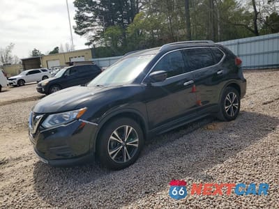 2020 NISSAN ROGUE SV 5N1AT2MTXLC781832 - główne zdjęcie licytacji z USA - miniatura