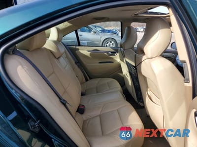 Zdjęcie 10 z 12 samochodu: 2001 VOLVO S60 T5 VIN:YV1RS53D612040872 - miniatura