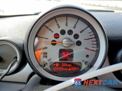 Zdjęcie 9 z 12 samochodu: 2008 MINI COOPER CLUBMAN VIN:WMWML33528TJ47249 - miniatura