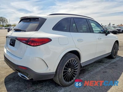 Trzecie zdjęcie samochodu z tyłu: 2026 MERCEDES-BENZ GLC 300 VIN:W1NKM4GB8TU109369 - miniatura