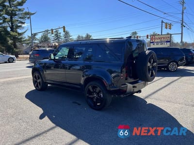 Trzecie zdjęcie samochodu z tyłu: 2021 LAND ROVER DEFENDER 110 X-DYNAMIC SE VIN:SALE2ERU6M2041349 - miniatura