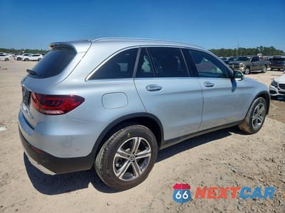 Trzecie zdjęcie samochodu z tyłu: 2022 MERCEDES-BENZ GLC 300 VIN:W1N0G8DB8NG101820 - miniatura
