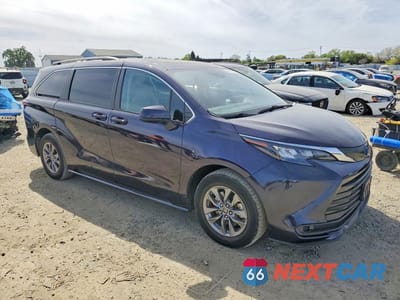 Czwarte zdjęcie samochodu z boku: 2024 TOYOTA SIENNA LE 8-PASSENGER VIN:5TDBRKEC4RS190523 - miniatura