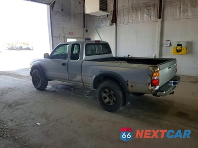 Drugie zdjęcie samochodu z przodu: 2004 TOYOTA TACOMA V6 VIN:5TEWN72N74Z374155 - miniatura