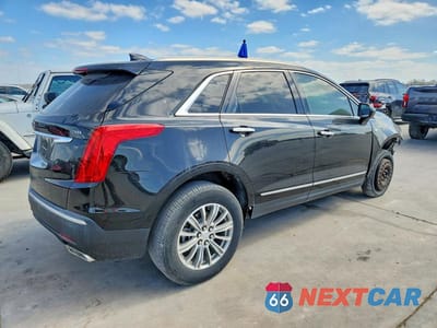 Trzecie zdjęcie samochodu z tyłu: 2019 CADILLAC XT5 LUXURY VIN:1GYKNCRS0KZ112080 - miniatura